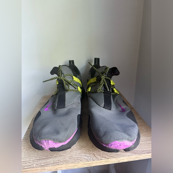 Nike Pocketknife DM SU Mens Cross Training Shoes Violet Grey Black - Picture 2 of 9